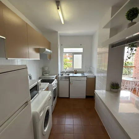 Homeholidaysrentals Roure - Costa Barcelona Apartment